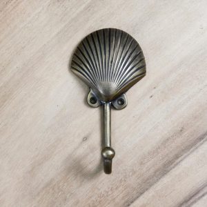 Small Seashell Hook Brass