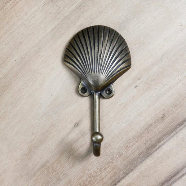 Small Seashell Hook Brass