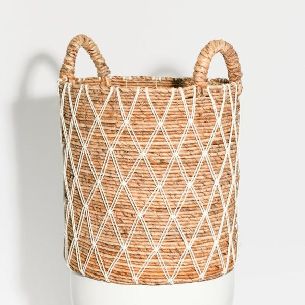 Water Hyacinth Basket With Diamond White String Pattern Baskets