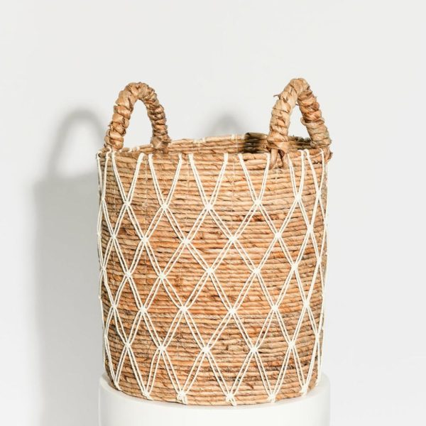 Water Hyacinth Basket With Diamond White String Pattern Baskets