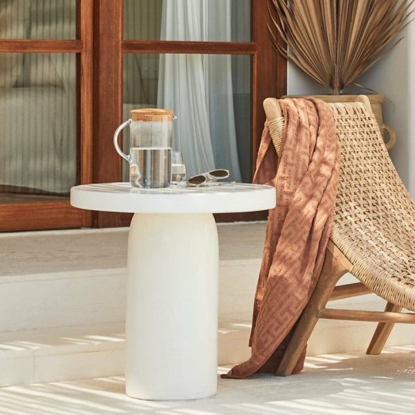 La Palma Side Table Coffee & Side Tables